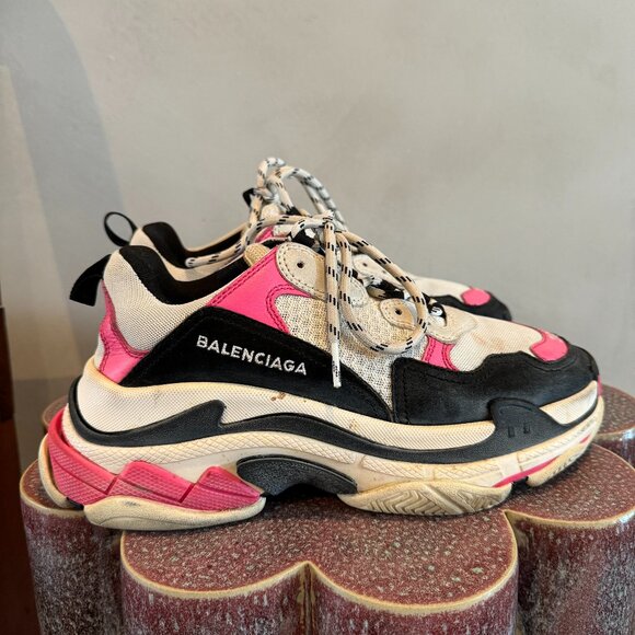 Balenciaga Tri Color Leather And Mesh Triple S Sneaker - Picture 2 of 8